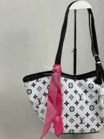 کیف زنانه گلدانی مارک طرح 10